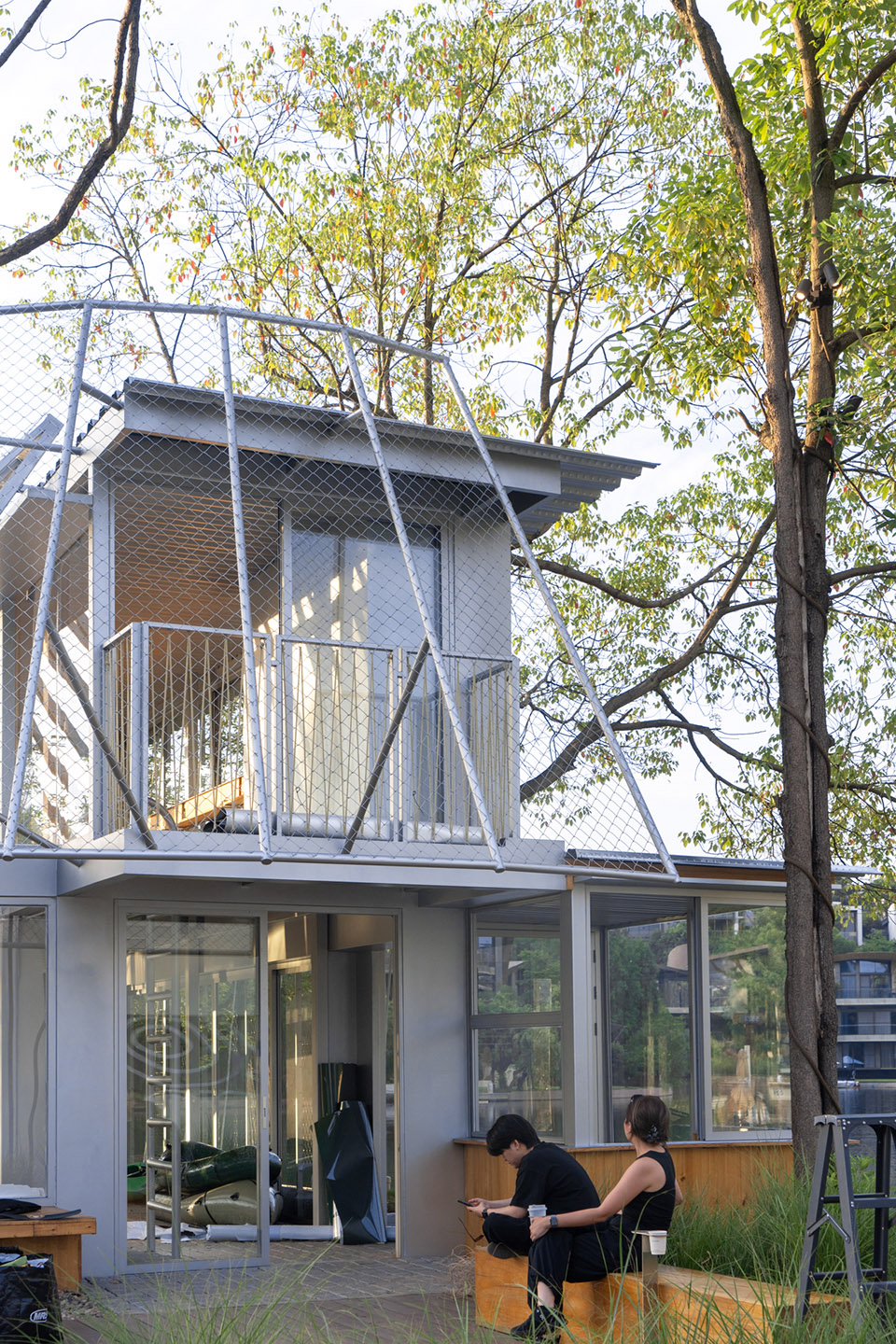 cpi w 18b by yiiie architects