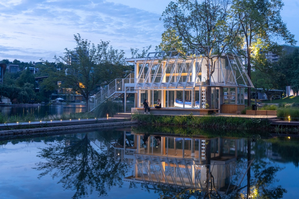 cpi w 18b by yiiie architects