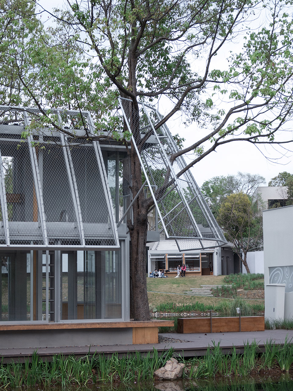 cpi w 18b by yiiie architects