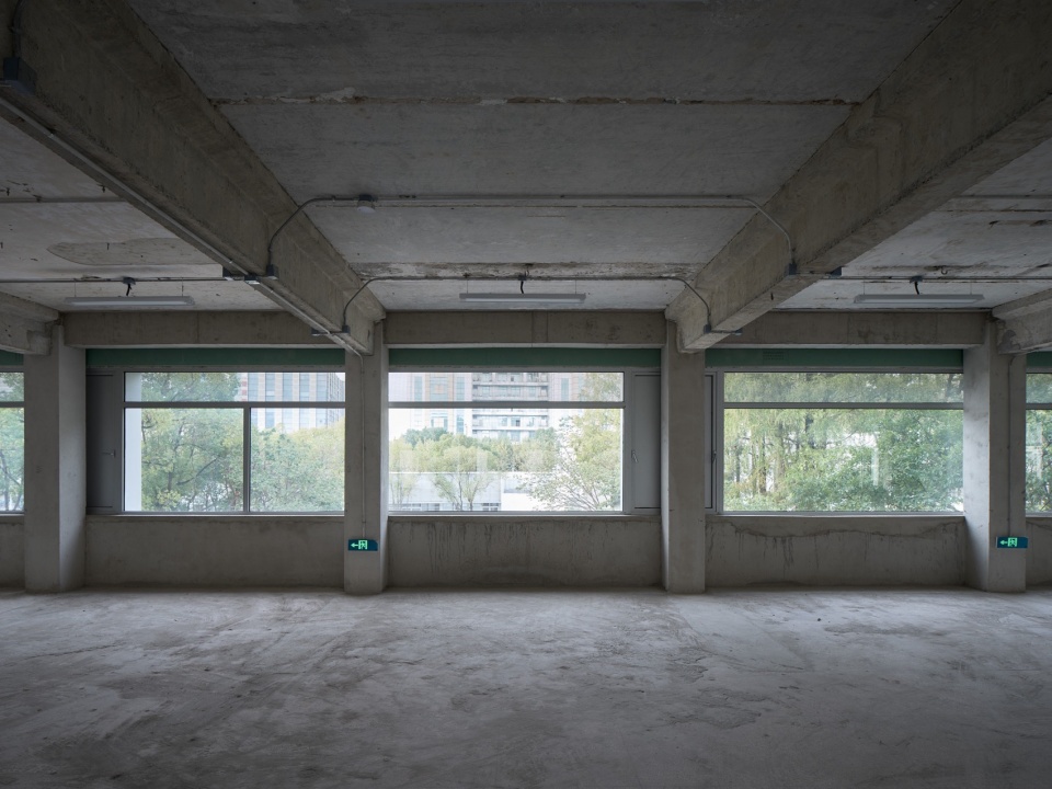 Renovation of Shanghai Relay Factory by HCCH Studio