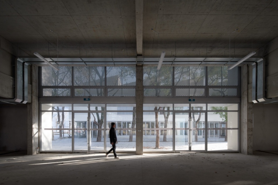 Renovation of Shanghai Relay Factory by HCCH Studio