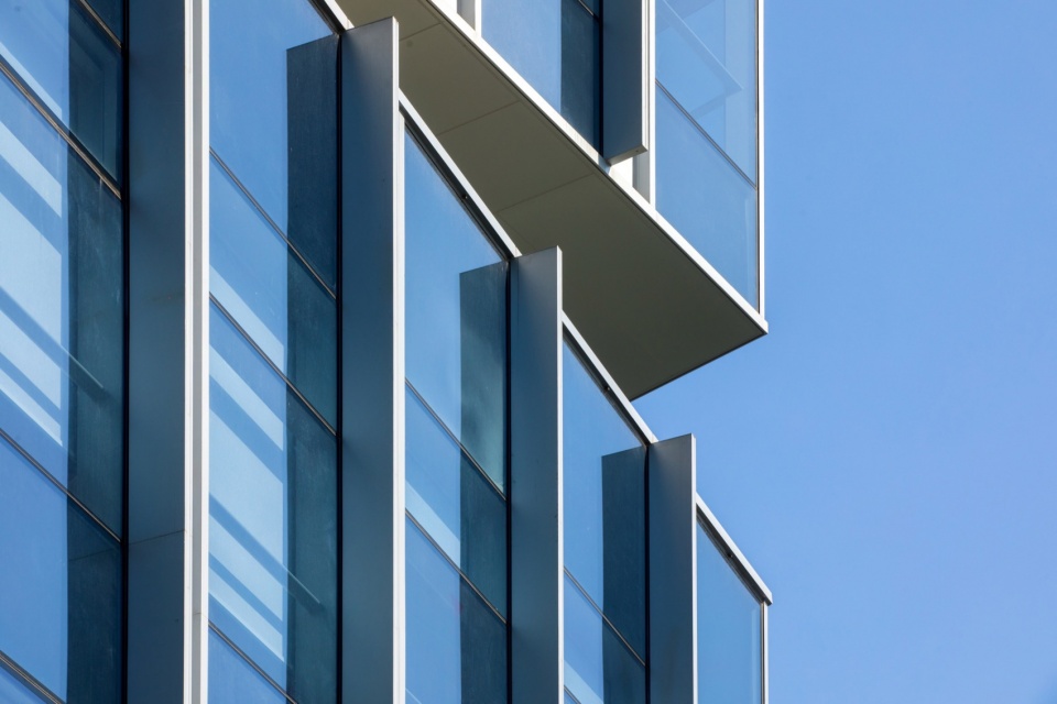 塔楼角部细节照片©张超 Detailed photo of the tower corner