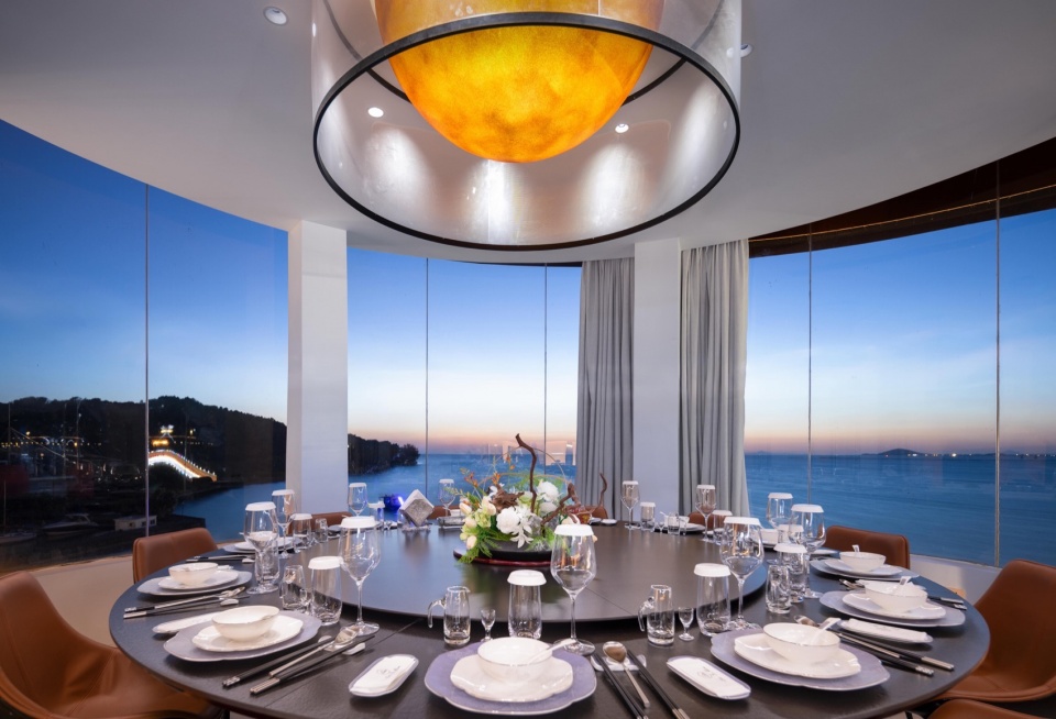 .屋顶包间 © 王尚