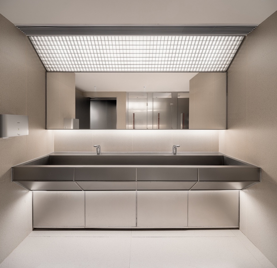 标准层公区卫生间©︎吴清山 uic innovation center kuntai mansion by duts design