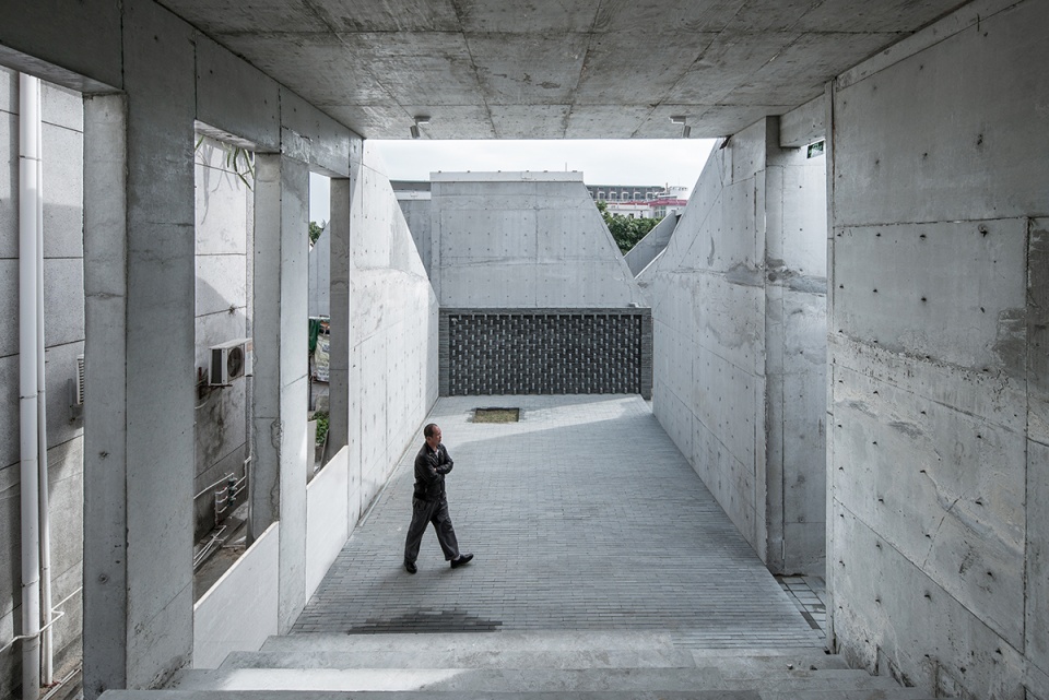 Community renovation and city village coexistence in Yantian District China by NODO Architecture Urbanism