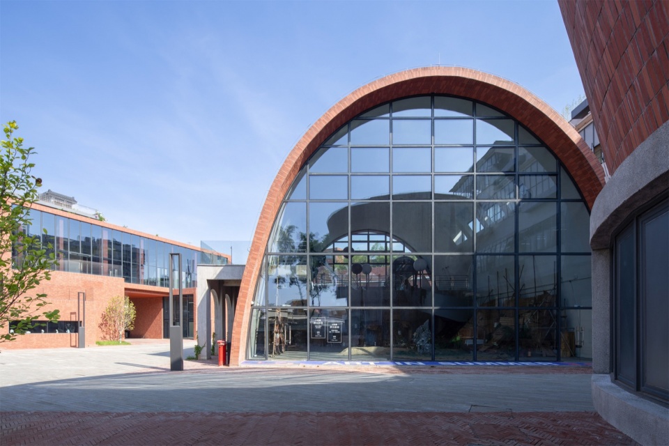 美陶湾青年国际讲堂Shiwan International Youth Lecture Hall©吴嗣铭