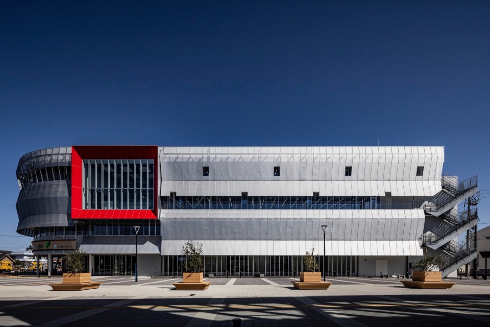 Konan City Hotei Station East Complex Public Facility toko toko labo by MIKAMI Architects