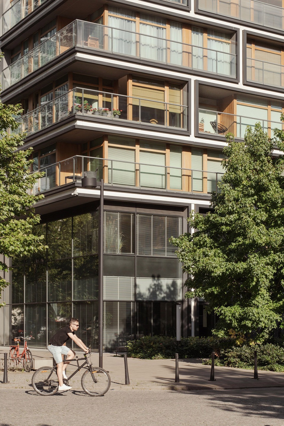 19th District by JEMS Architects studio