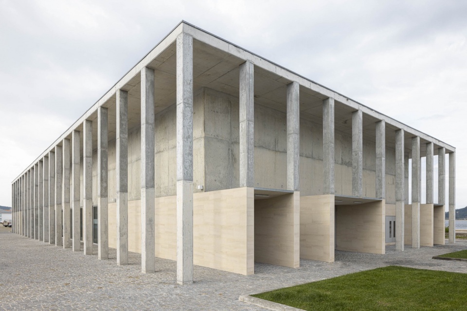 MERCADO CAMINHA Loftspace and Tiago Sousa Arquiteto