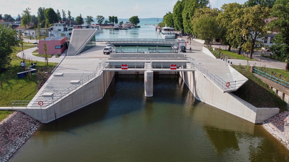 The Siofok Water Lock Reconstruction Project by Terhalozat