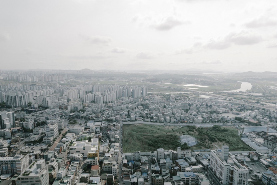 geumchon oulim centre by 818 architects