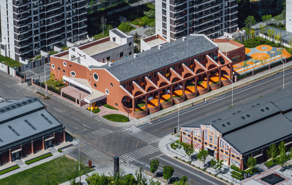 the kindergarten next to the old warehouses