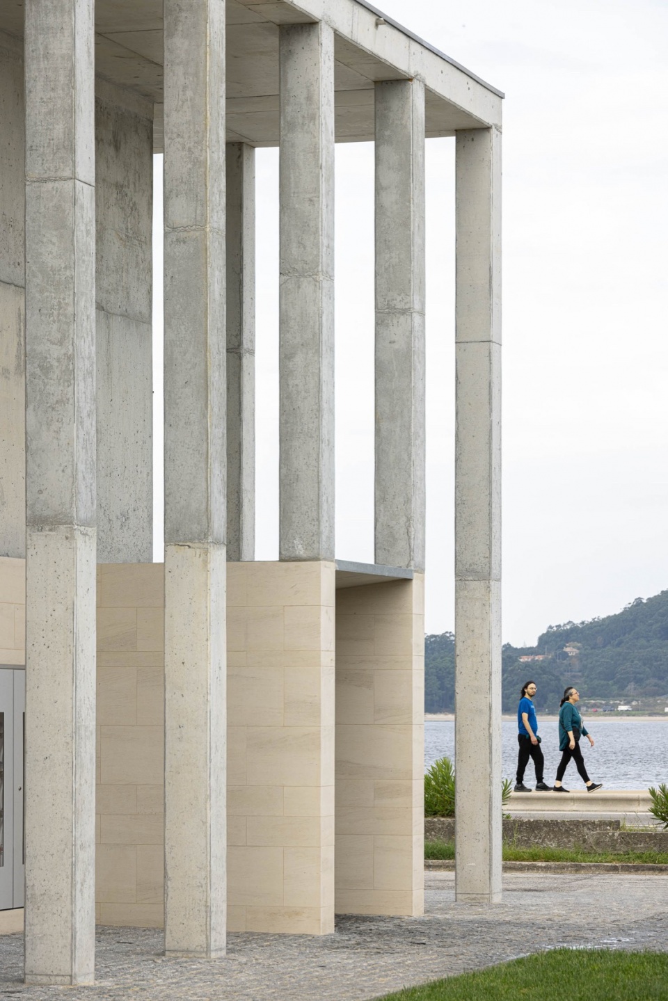 MERCADO CAMINHA Loftspace and Tiago Sousa Arquiteto