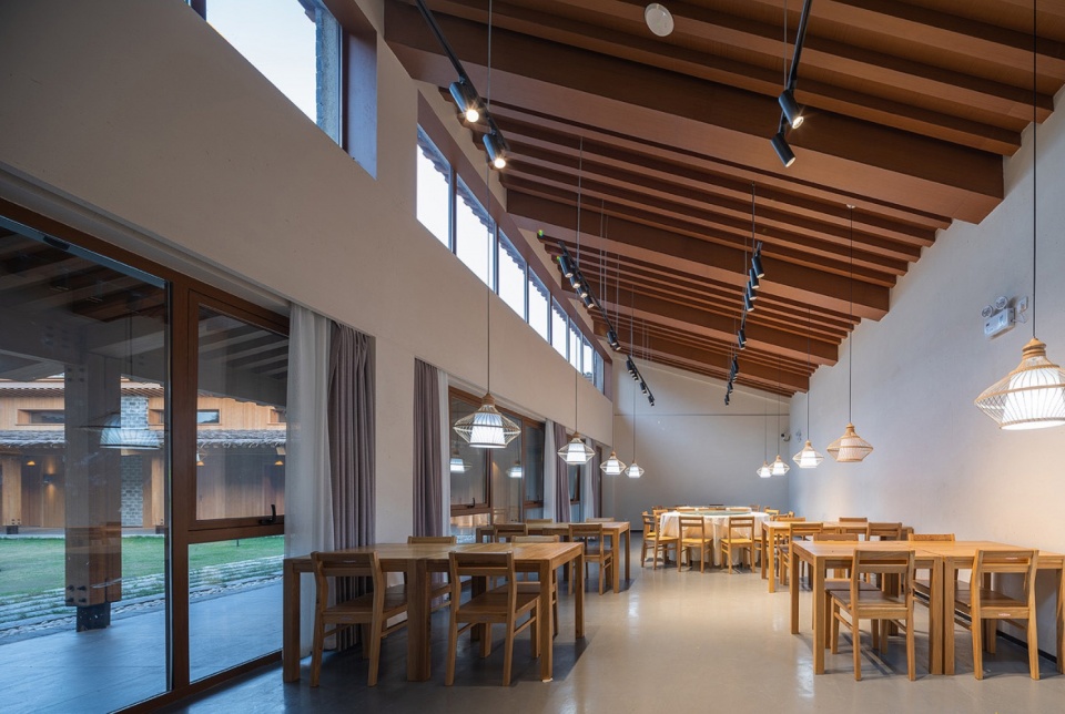 Renovation of abandoned rural primary schools