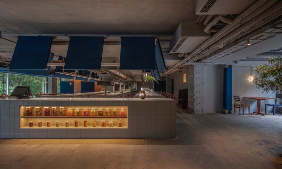 Sea Strings Restaurant Beijing by ZHZ studio