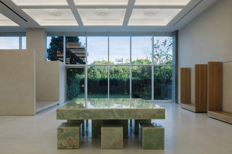 dq natural by unknown design
