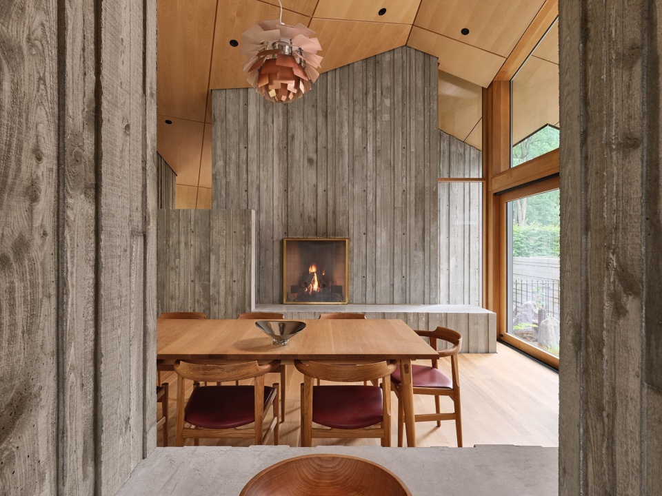 Cottage in the City AGATHOM CO Ltd