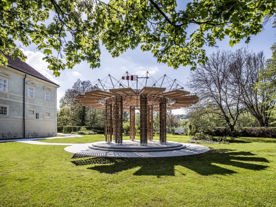 Kinetic Pavilion at the Radíc Chateau Martin Rajnis