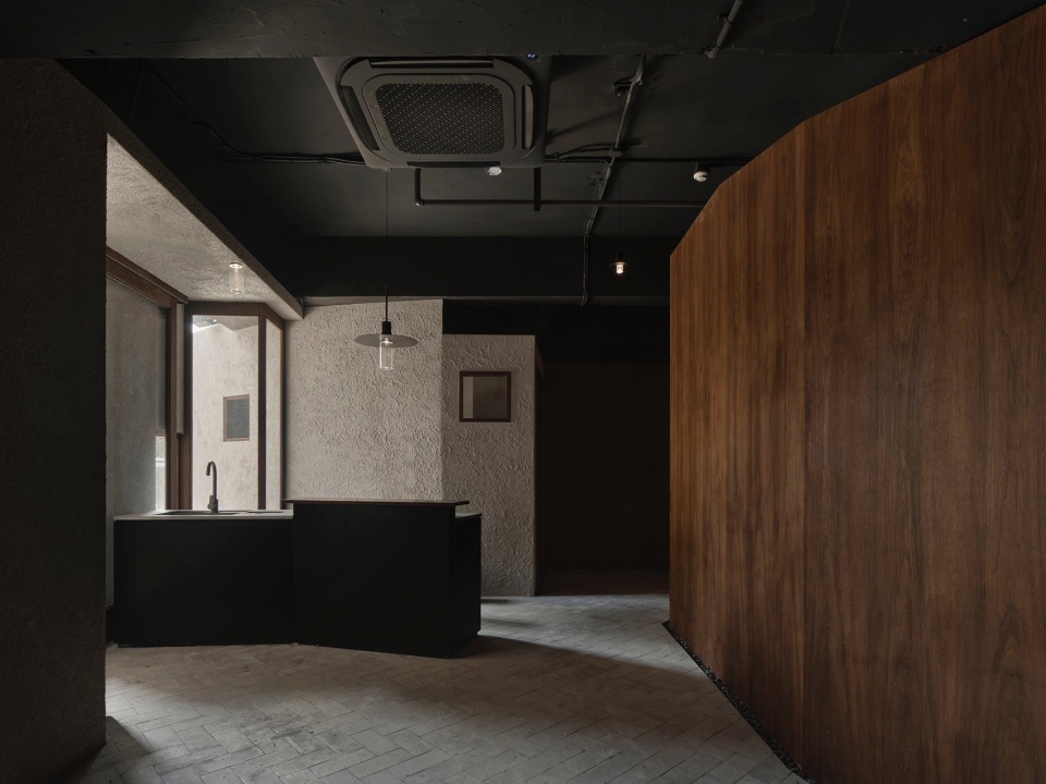 Seventeen Teahouses
