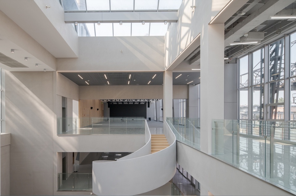 Beijing 751 Library