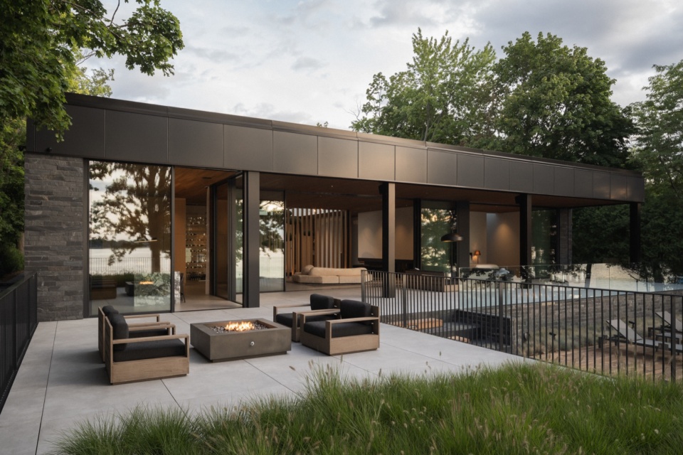 The Slate Residence by Blouin Beauchamp Architectes