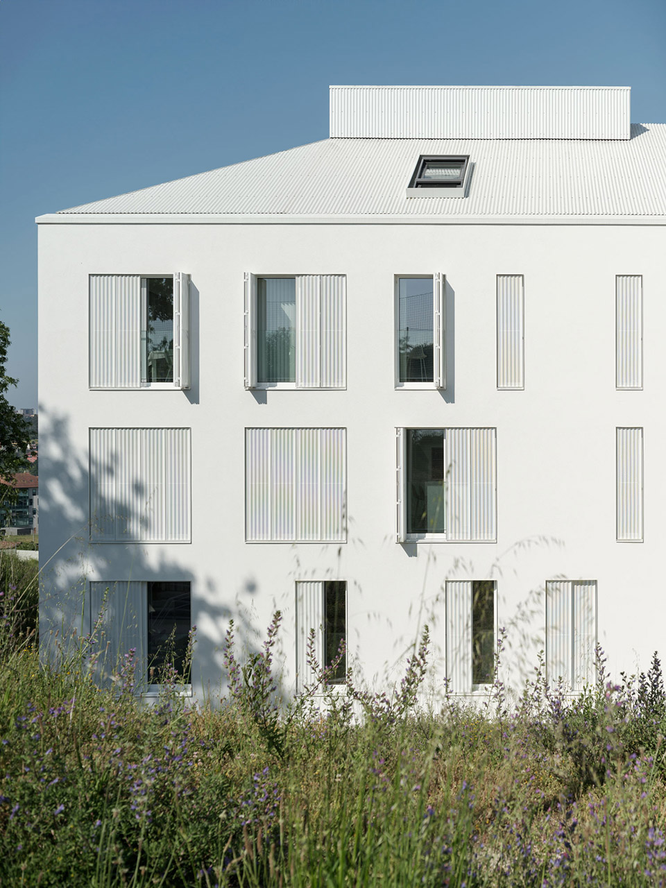 alto residencial coop by carbajo barrios arquitectos