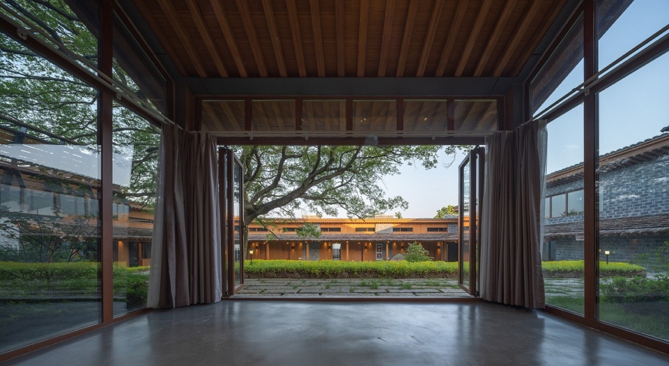 Renovation of abandoned rural primary schools