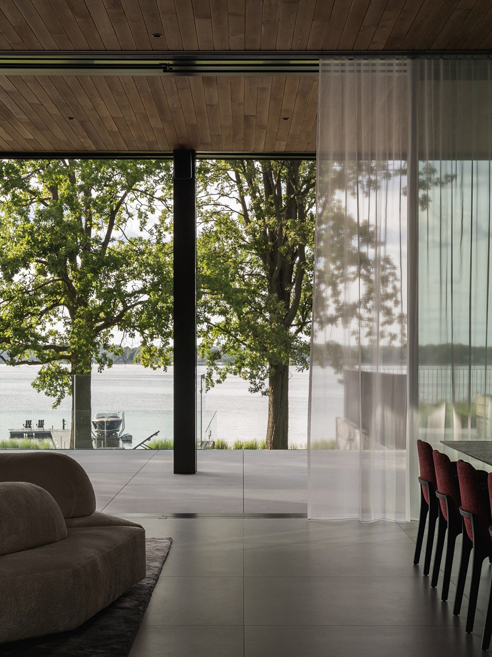 The Slate Residence by Blouin Beauchamp Architectes
