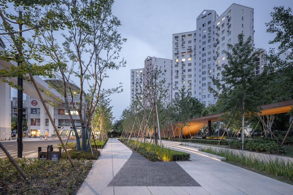 caoxi road pocket park shanghai by viascape design