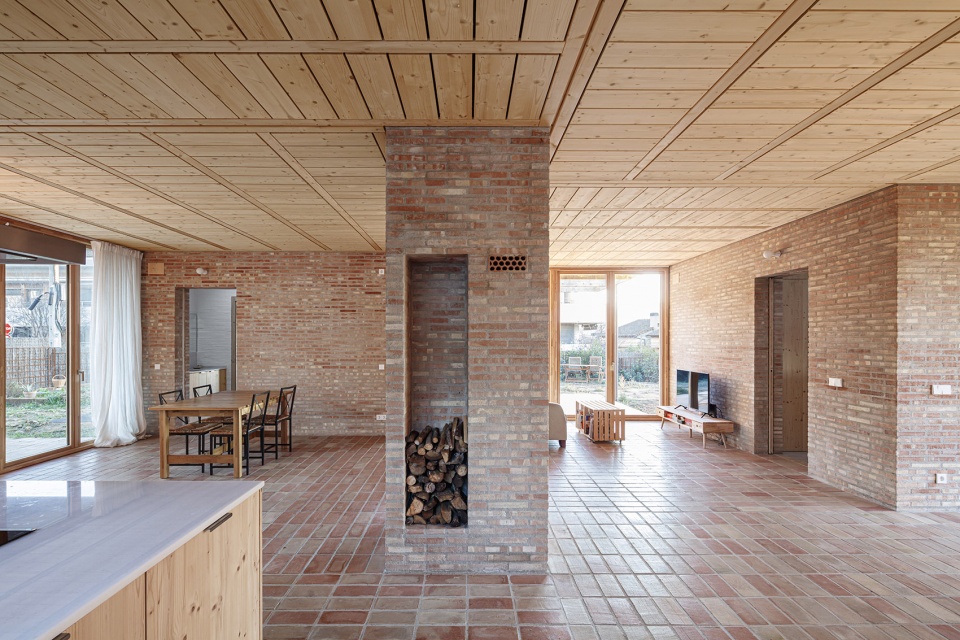 casa la by alventosa morell arquitectes
