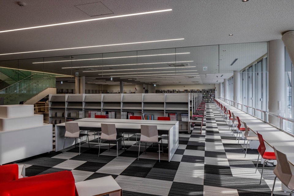 Konan City Hotei Station East Complex Public Facility toko toko labo by MIKAMI Architects
