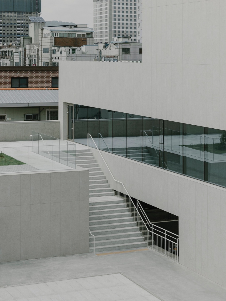 geumchon oulim centre by 818 architects