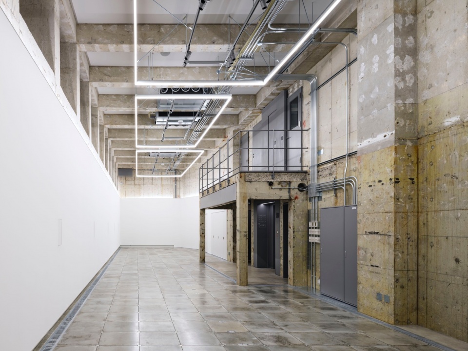 Kuwasawa design School 2 moss