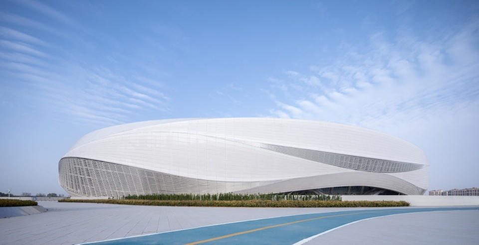 Qingdao Youth Football Stadium by CSWADI