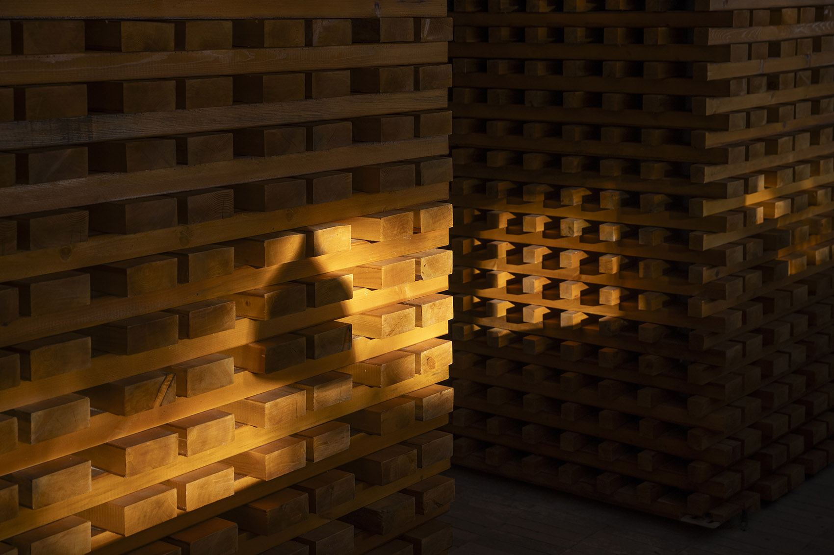 intervention of the yulin courtyard house by tumush