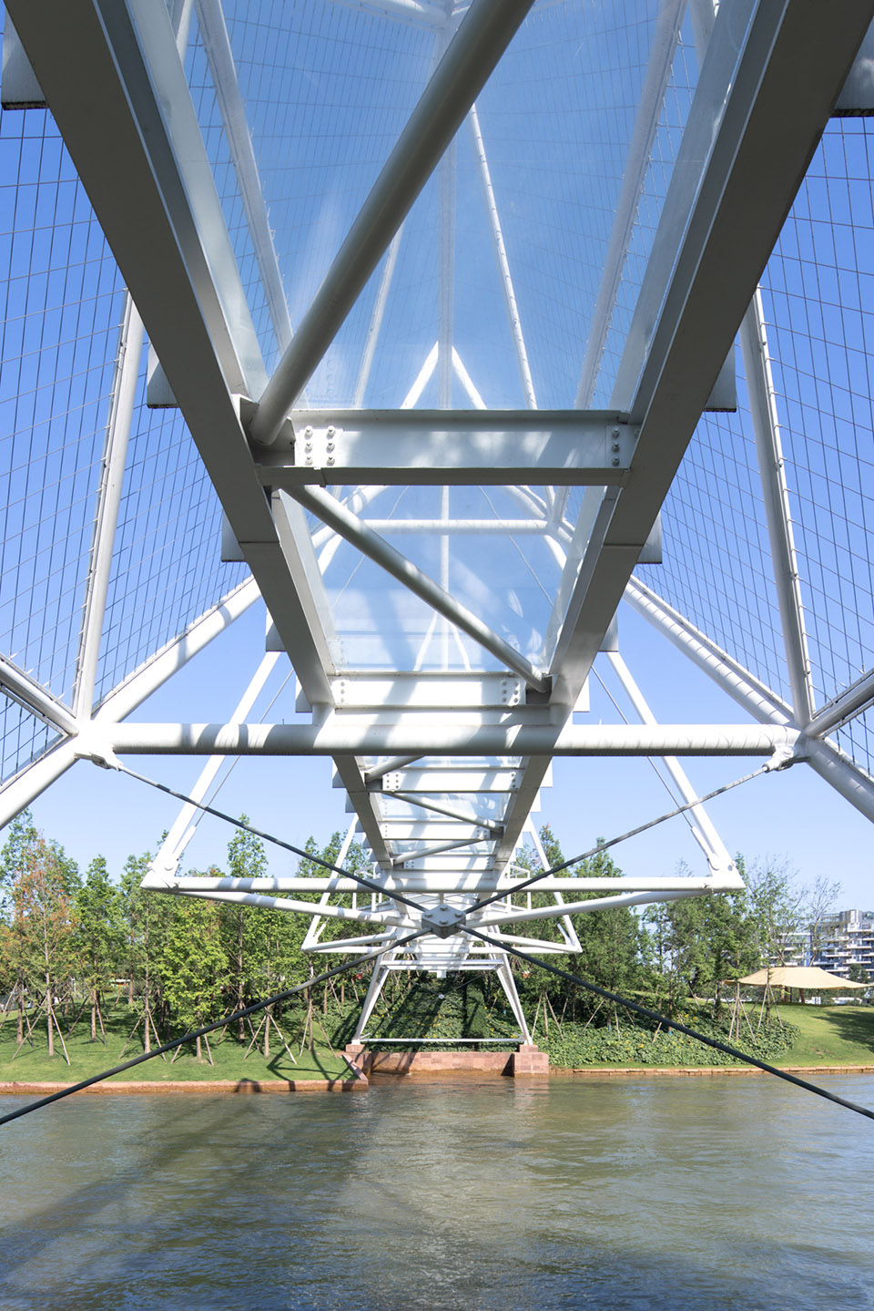 unarchitecte edenland pedestrian bridge in luxelakes by unarchitecte