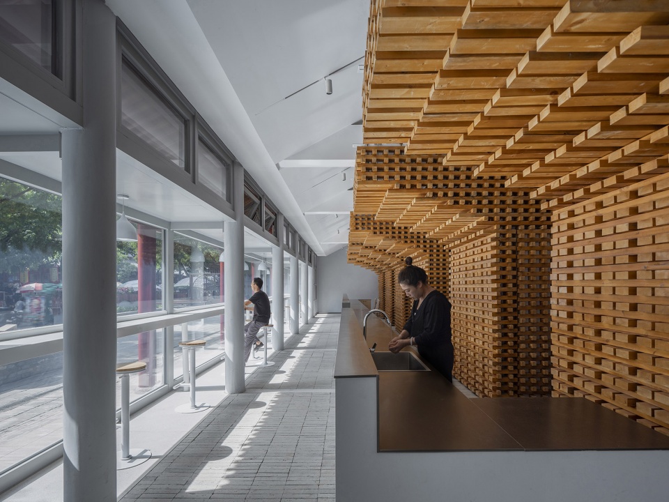intervention of the yulin courtyard house by tumush