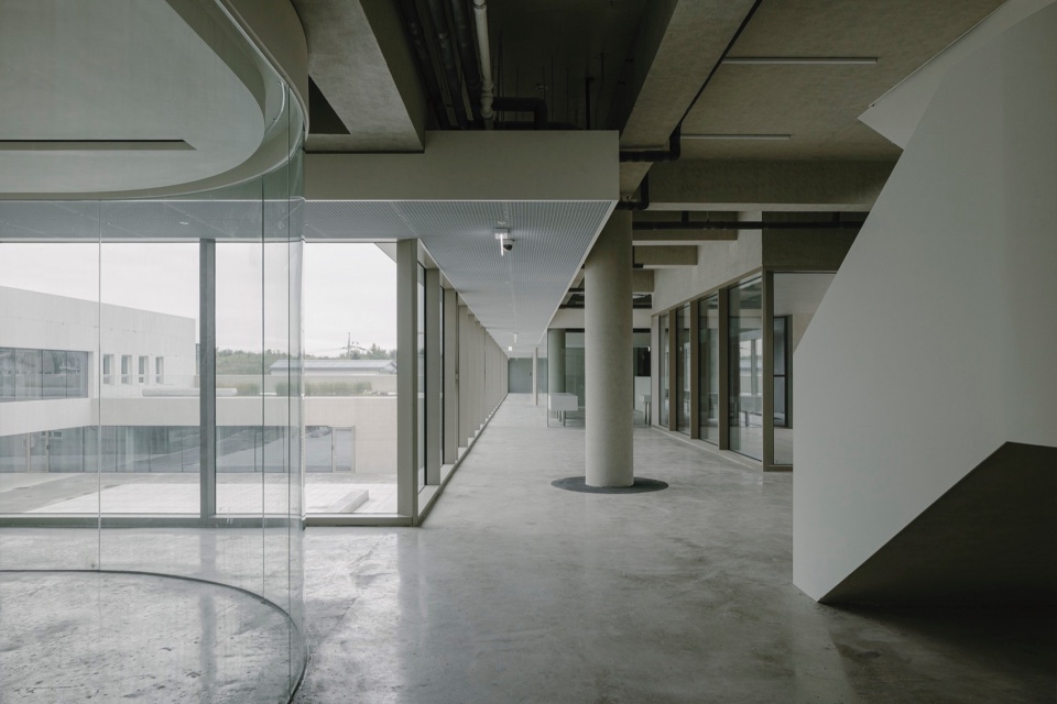 geumchon oulim centre by 818 architects