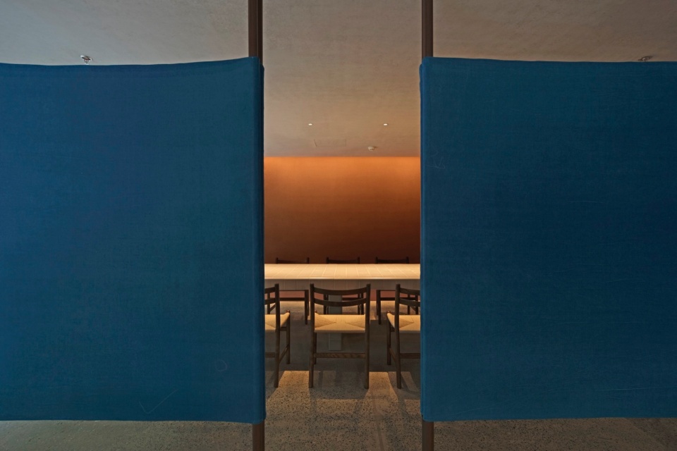 Sea Strings Restaurant Beijing by ZHZ studio