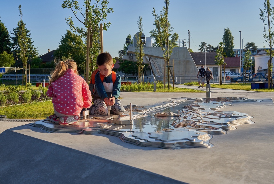 The Siofok Water Lock Reconstruction Project by Terhalozat