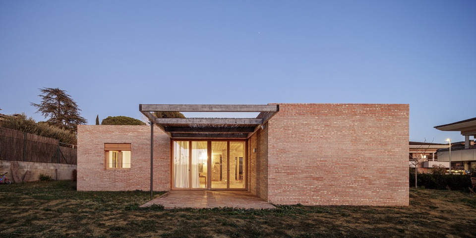 casa la by alventosa morell arquitectes