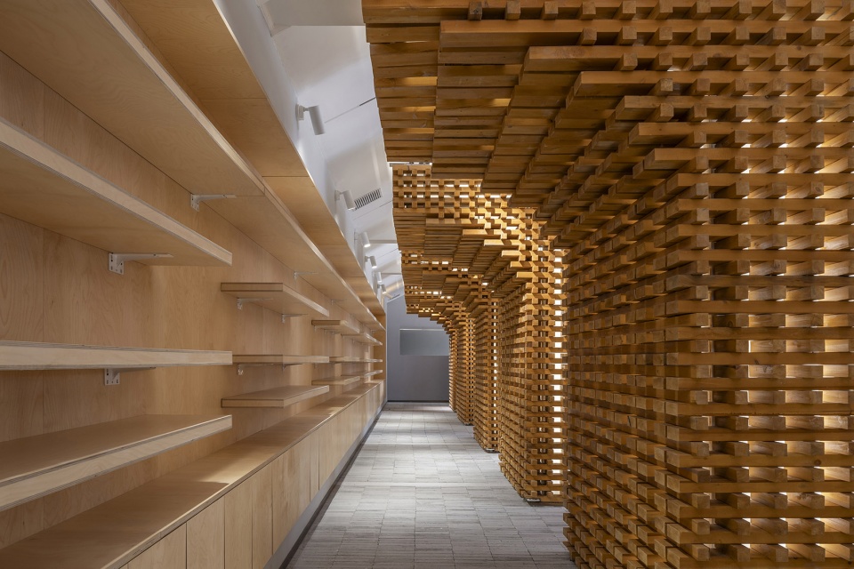 intervention of the yulin courtyard house by tumush