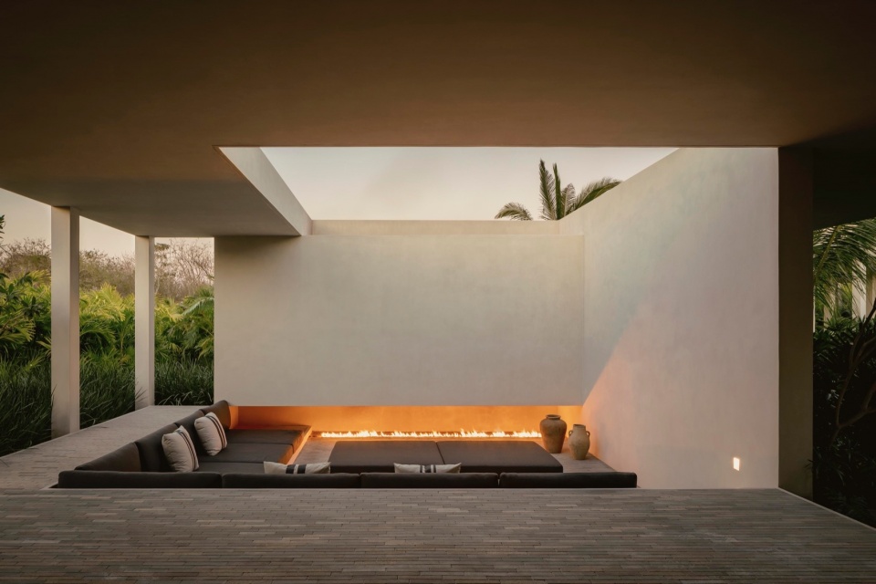 BRANDILERA HOUSE MANUEL CERVANTES ESTUDIO JAMES PERSE