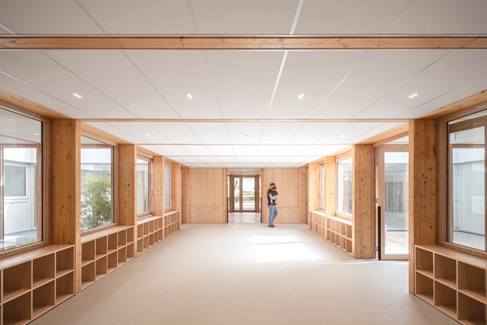 intercommunal daycare and early childhood center in espalion by wip architecture