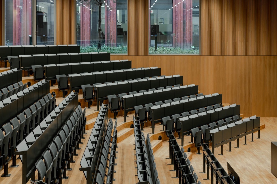 Education Centre University of Groningen by KAAN Architecten
