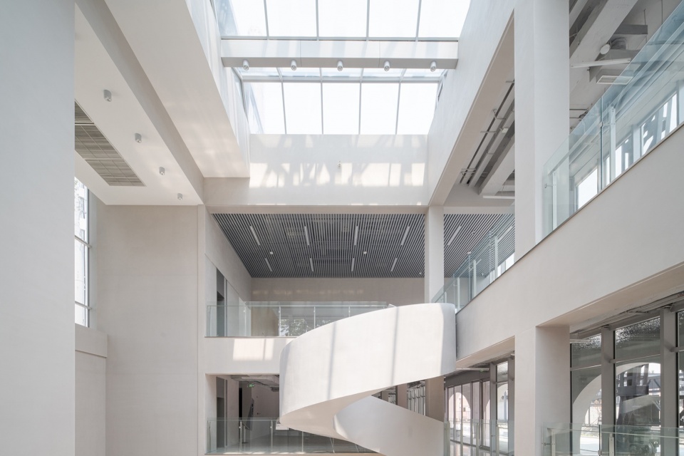 Beijing 751 Library
