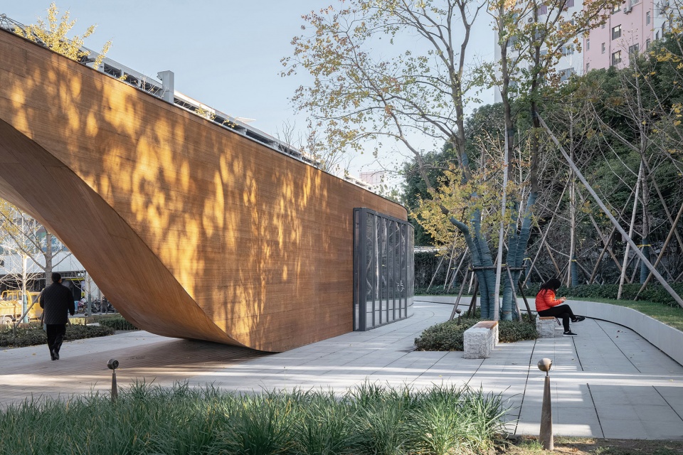 caoxi road pocket park shanghai by viascape design