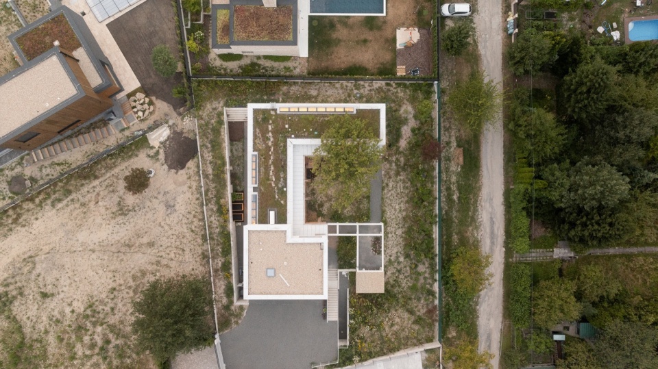 rdo house by cechvala architects