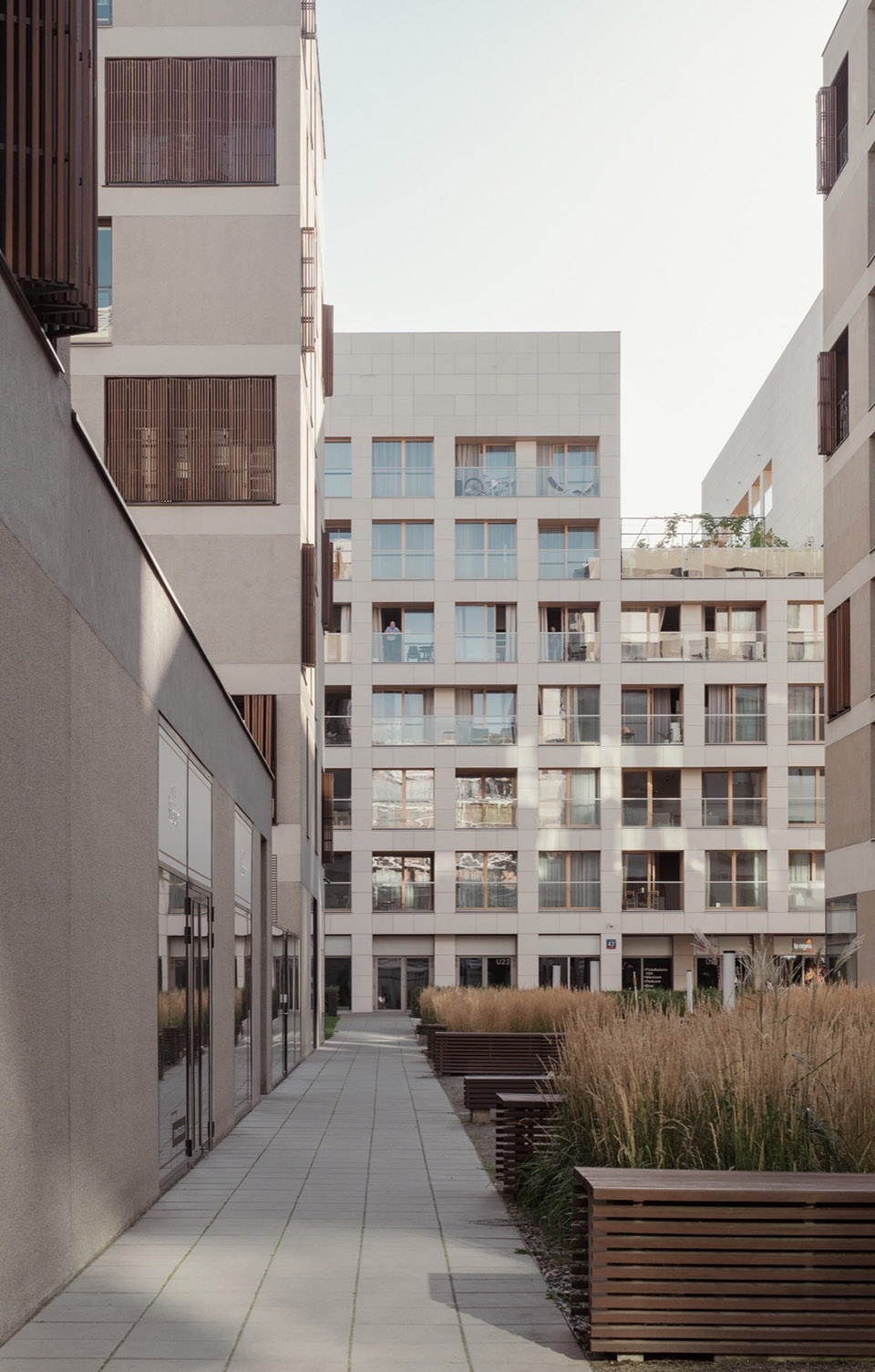 19th District by JEMS Architects studio