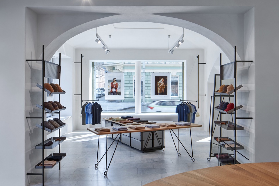 gentleman store by ora triarchitekti